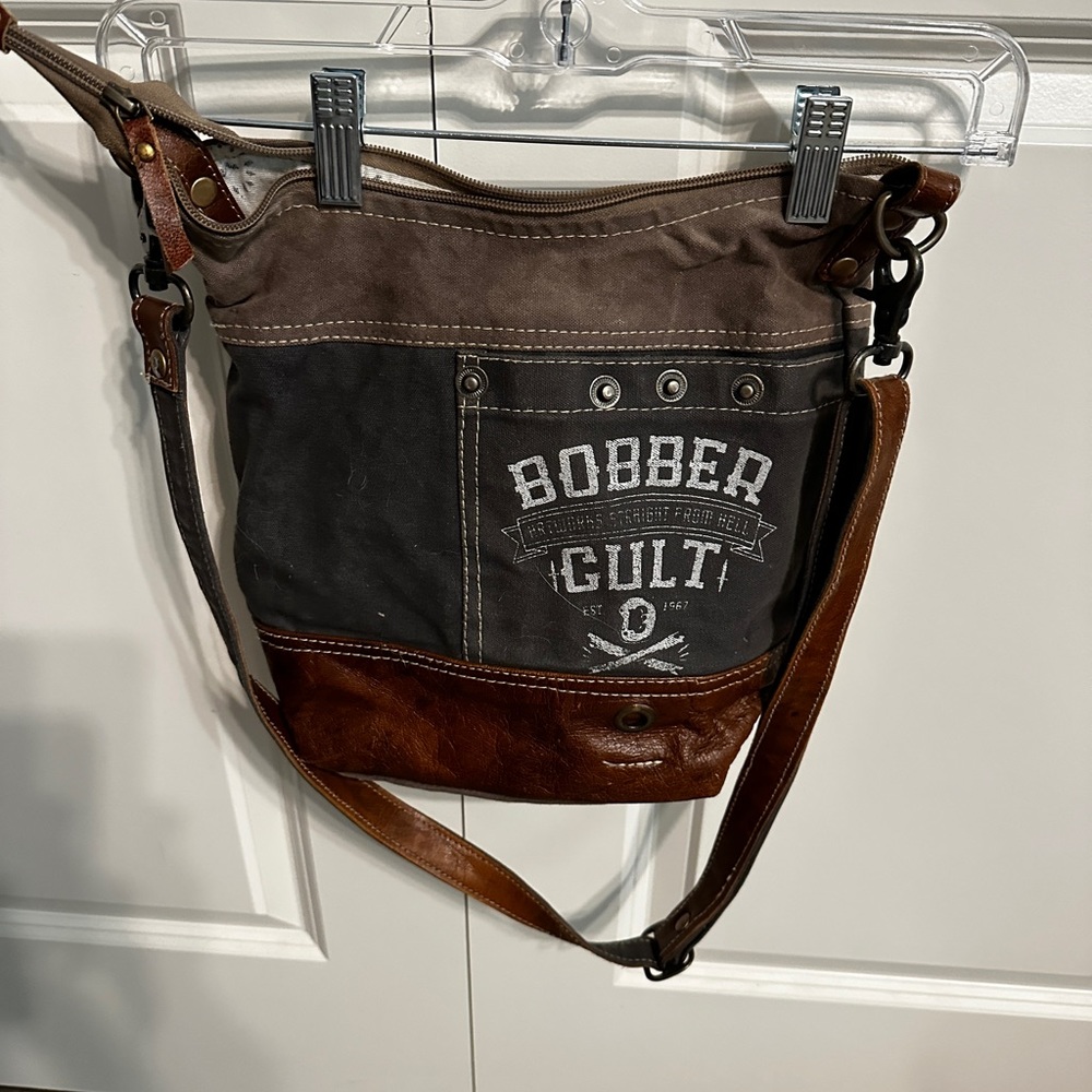 Bucket purse
